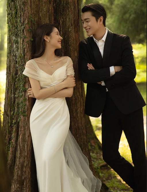 Which one is worth renting a wedding dress or buying a wedding dress?