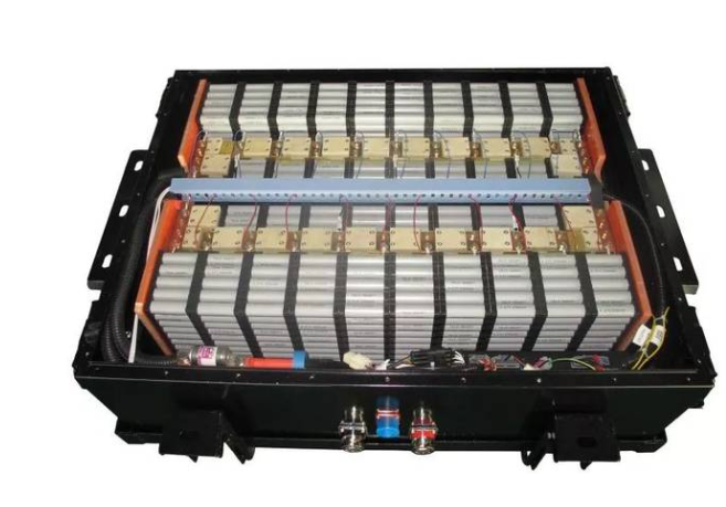 What are the important parameters for industrial and commercial energy storage?
