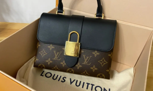 為什麽奢侈品包包維修費用貴些